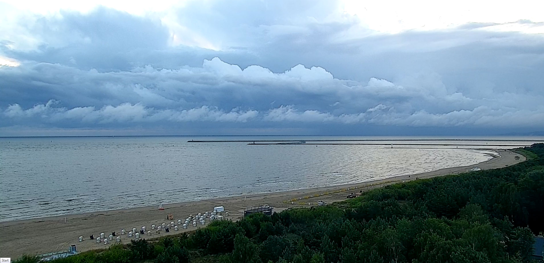 Świnoujście. Poranek na plaży godzina 04:45 #KtoMożeNadMorze  Dziś Temperatura ok 22 stopnie