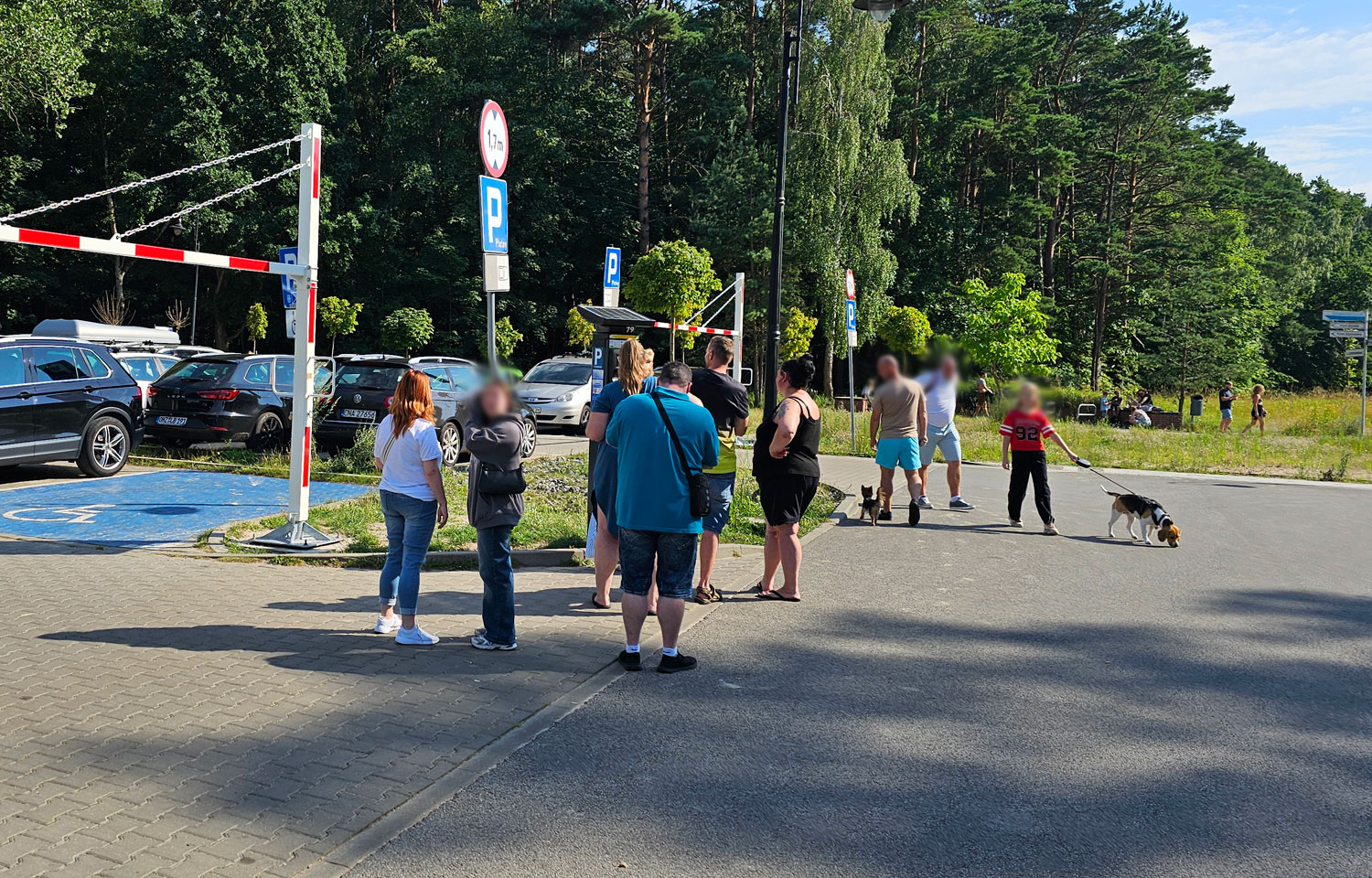 Świnoujście. Kolejny sukces władz miasta 20 minut w kolejce do parkometru turyści wściekli