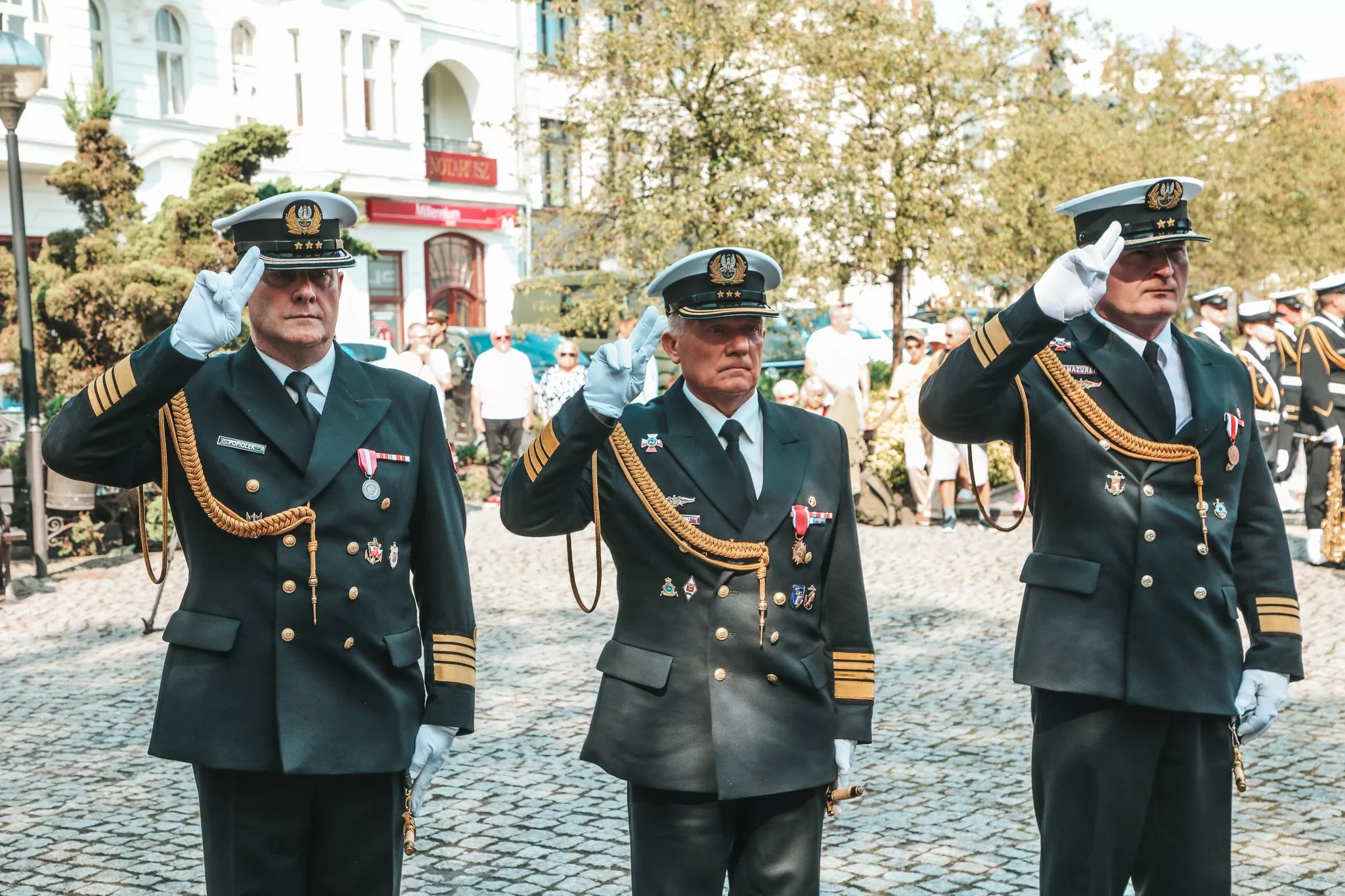 Uroczysty Apel na Placu Słowiańskim w Świnoujściu z okazji Święta Wojska Polskiego