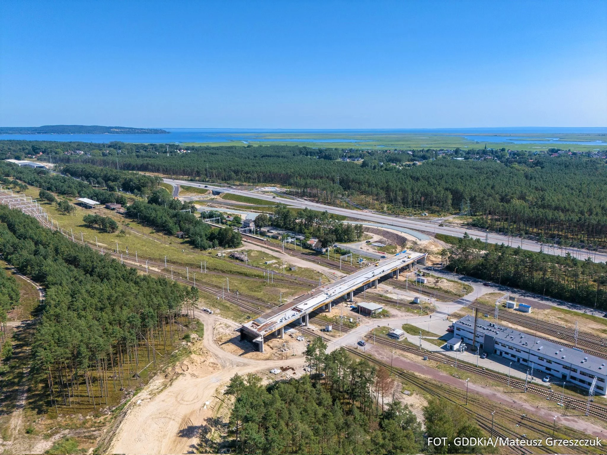 Świnoujście. Węzeł Łunowo i estakada nad tortami do Terminala Kontenerowego - Pięknie to zaplanowali